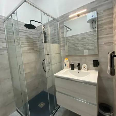 Pippitta House 3*